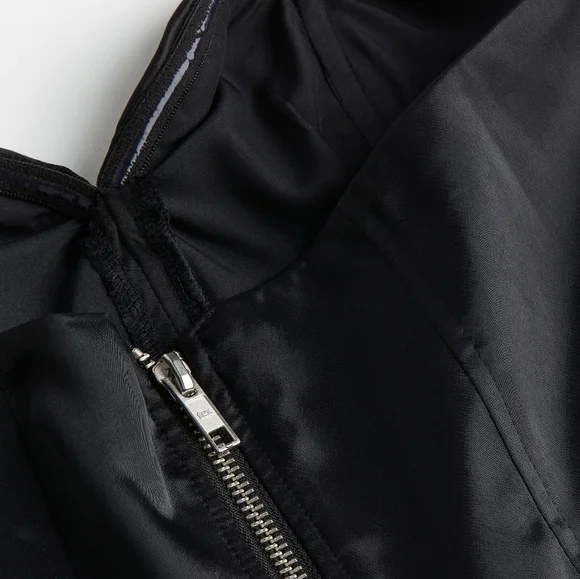 H&M Divided Black Satin Bandeau Corset Top With Sweetheart Neckline - Picture 9 of 9